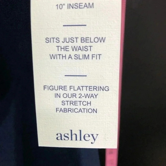 Crown & Ivy Plus Ashley Slim fit Bermuda shorts, 10” inseam, navy blue - Picture 3 of 8